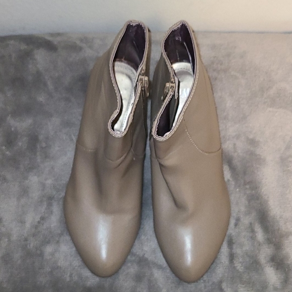 H&M Ankle Booties - Picture 2 of 5